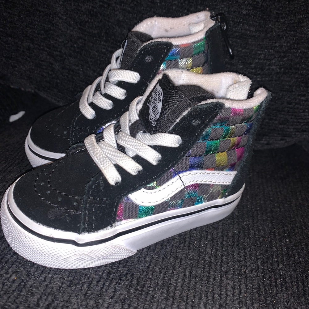 Toddler size 4 Vans 💕